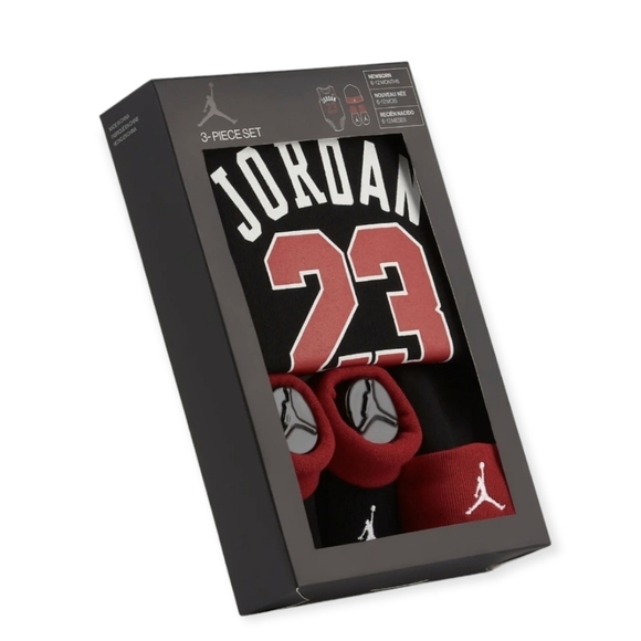 New! Jordan 6-12 Month Baby Boy Bodysuit, Hat and Booties Onesie Shoe Box Set - Picture 3 of 3